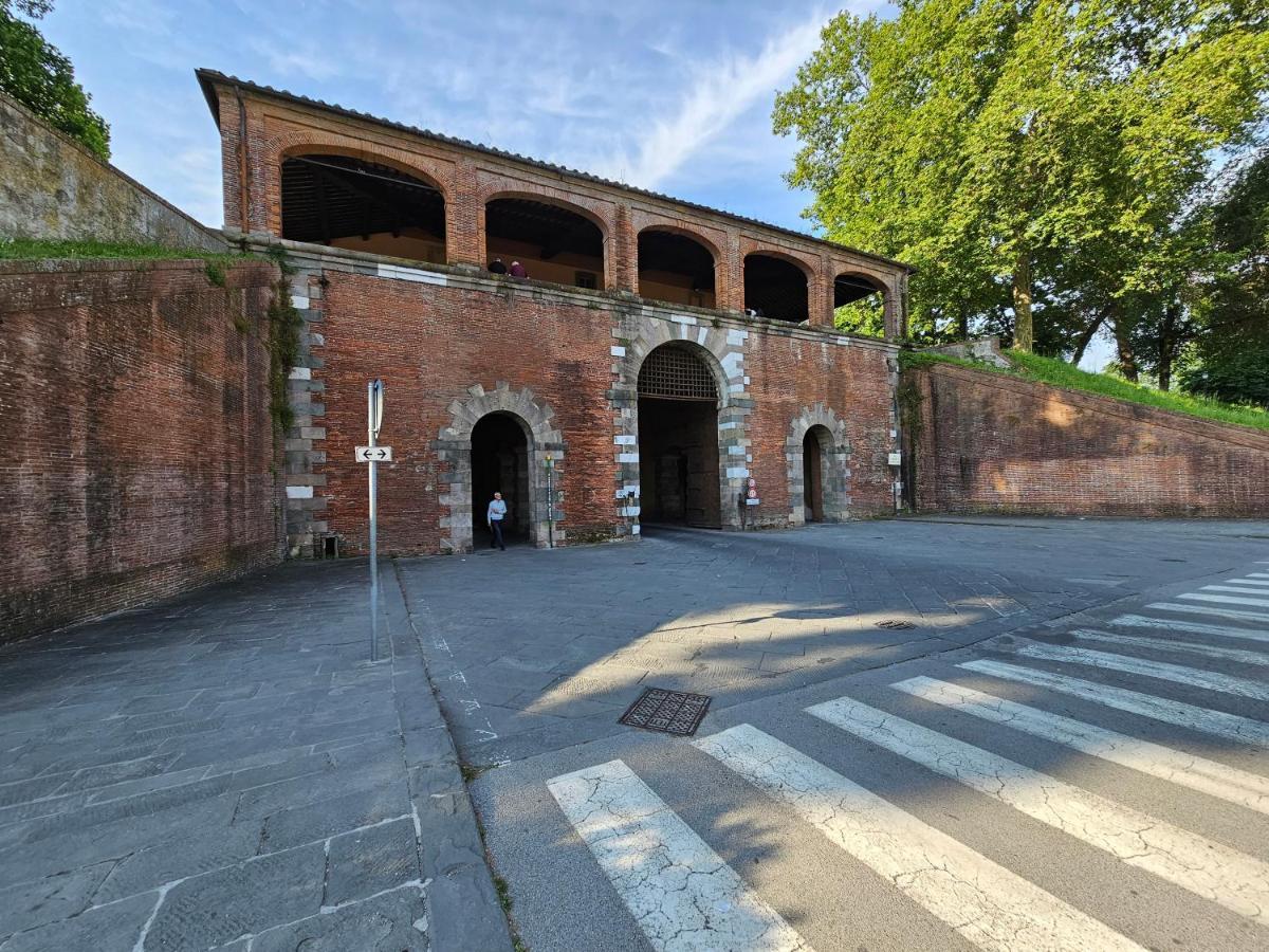 Lucca Walls Dream - Air Cond - Wi-Fi - Panoramic In Front Of The Historical Walls - Exterior foto